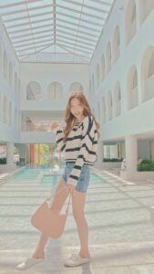 AI Image Prompts for Women Ages 18–25 (Soft Pastel Korean Aesthetic)